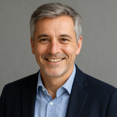 Wolfgang M.